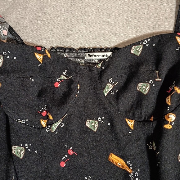 Reformation Reign Coctail Party Size 6 - Picture 10 of 10